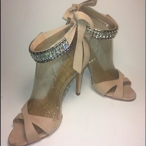 Schutz sz 7., brand new, Anthropologie. Sexy